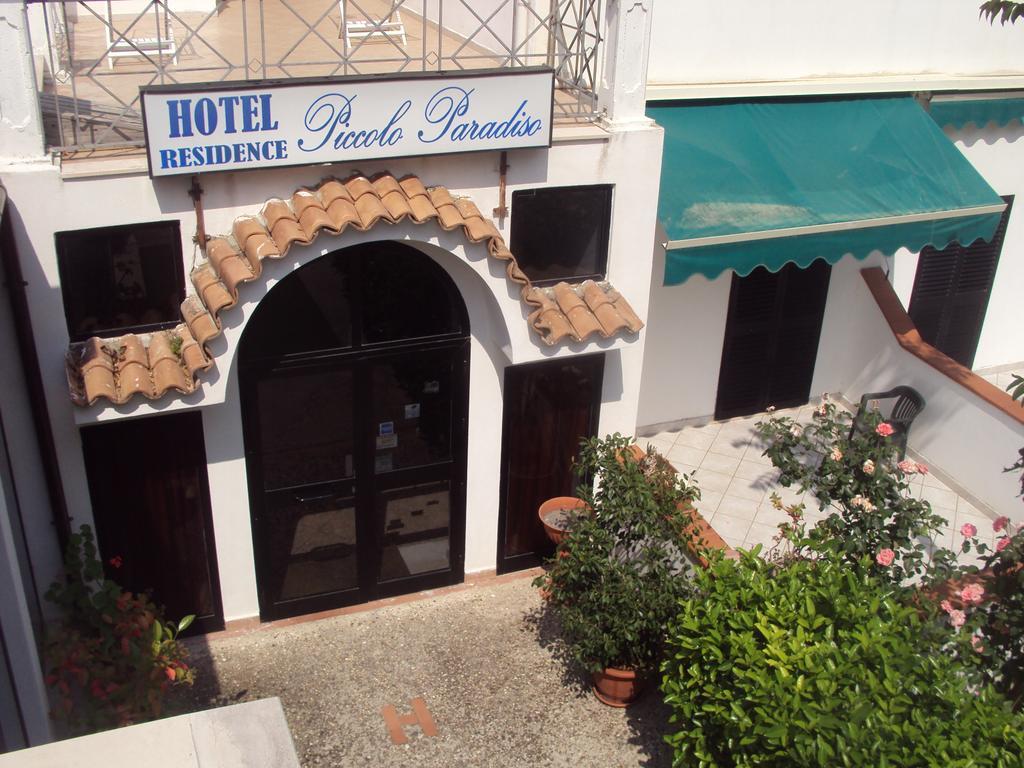 Hotel Piccolo Paradiso Di Rodi Garganico Buitenkant foto