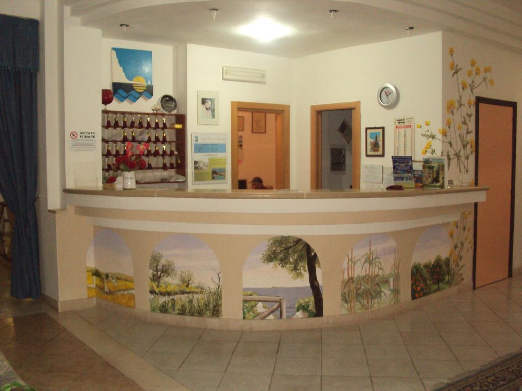 Hotel Piccolo Paradiso Di Rodi Garganico Buitenkant foto