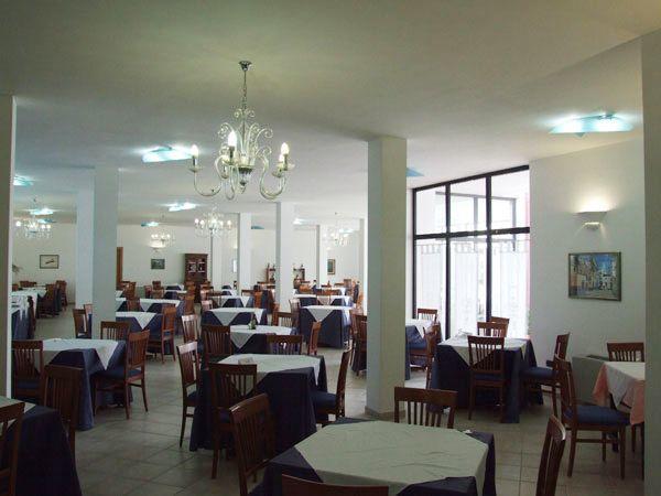 Hotel Piccolo Paradiso Di Rodi Garganico Buitenkant foto